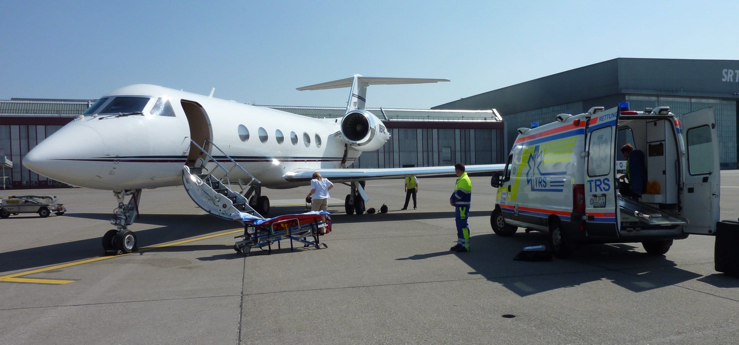 Air Ambulance Evacuation Médicale D’Urgence