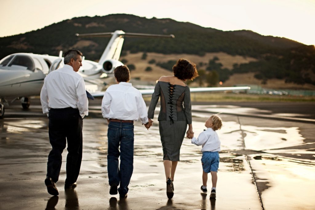 Voyages en famille et entre amis - Loisirs et cohésion à bord dun jet privé